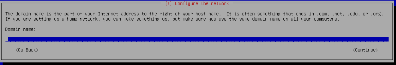 Alan adı bilgisini değerlendirin; gerçek Debian kurulum ekranı.